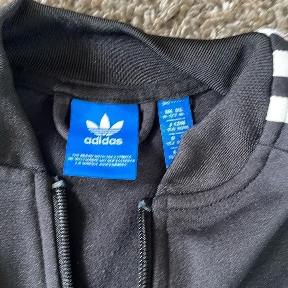 Adidas boys stripe jacket and Shorts size medium 11/12